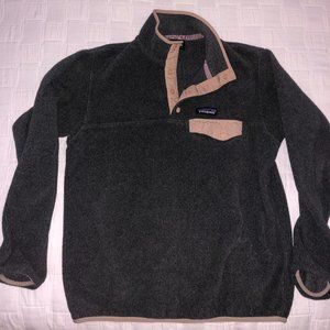 Patagonia Pullover Size S, Grey